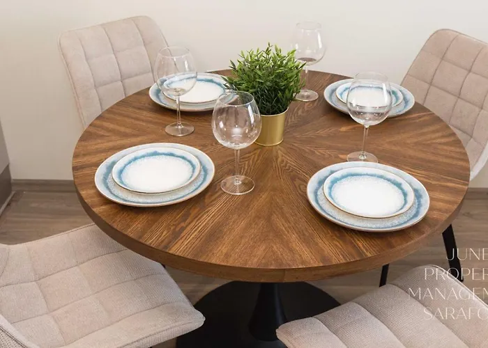 Sea-breeze Retreat Zerini *