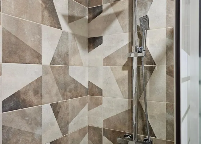 Апартамент Sea-breeze Retreat Zerini *