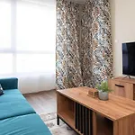 Sea-breeze Retreat Zerini Apartament *