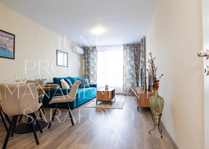 Sea-breeze Retreat Zerini *