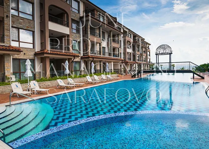 شقة Sea-breeze Retreat Zerini بورغاس